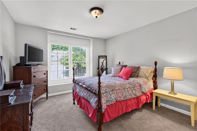 1753 Country Wood Drive, Hoschton, GA 30548