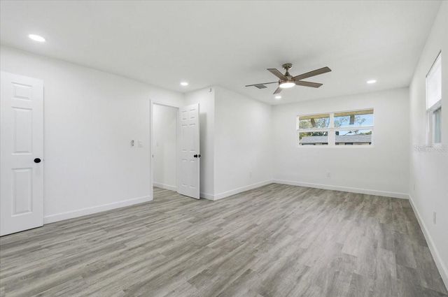 2415 SUTTON ROAD, Lakeland, FL 33810