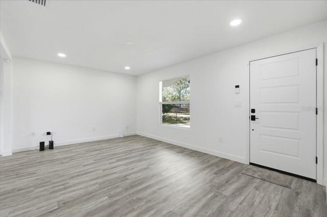 2415 SUTTON ROAD, Lakeland, FL 33810