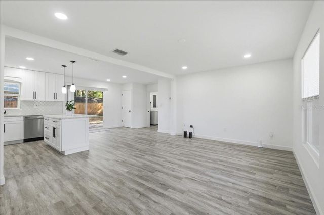 2415 SUTTON ROAD, Lakeland, FL 33810