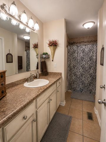 145 Turkeyfoot Lane, Stanford, KY 40484