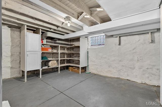 4862 Goethe Avenue, St Louis, MO 63116