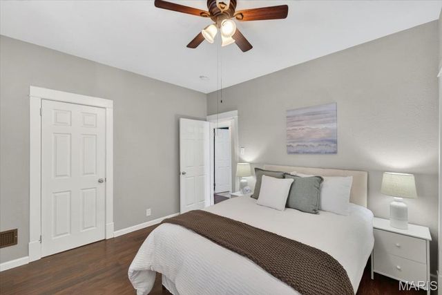 4862 Goethe Avenue, St Louis, MO 63116