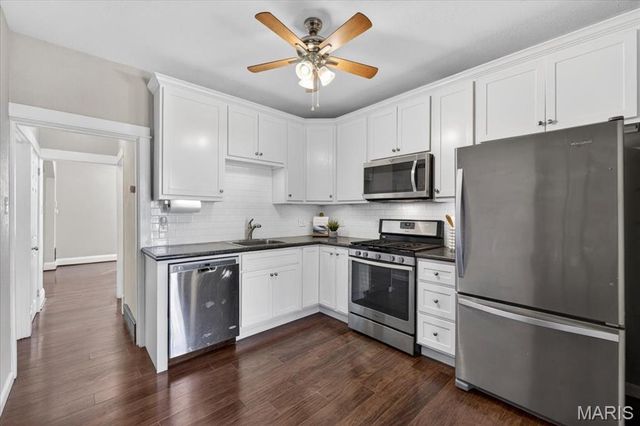 4862 Goethe Avenue, St Louis, MO 63116
