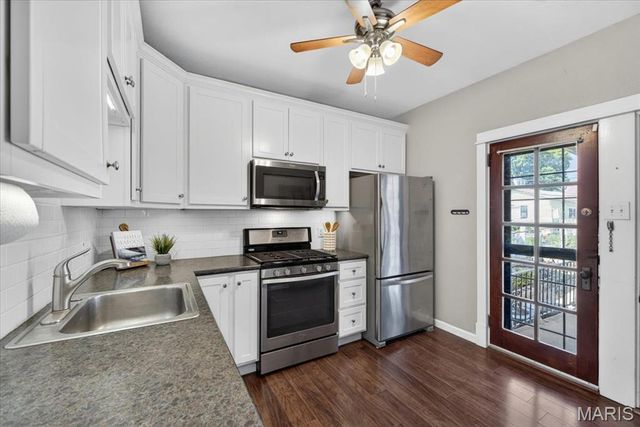 4862 Goethe Avenue, St Louis, MO 63116