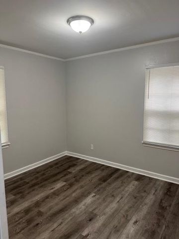 2001 BENTON ST, Memphis, TN 38106