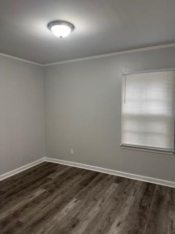 2001 BENTON ST, Memphis, TN 38106