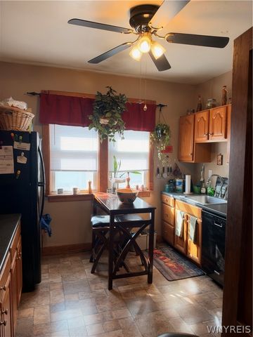 167 North Park Avenue Upper, Buffalo, NY 14216