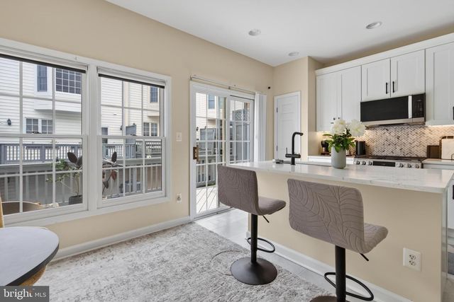 8814 HUNTING LODGE CT, Vienna, VA 22182