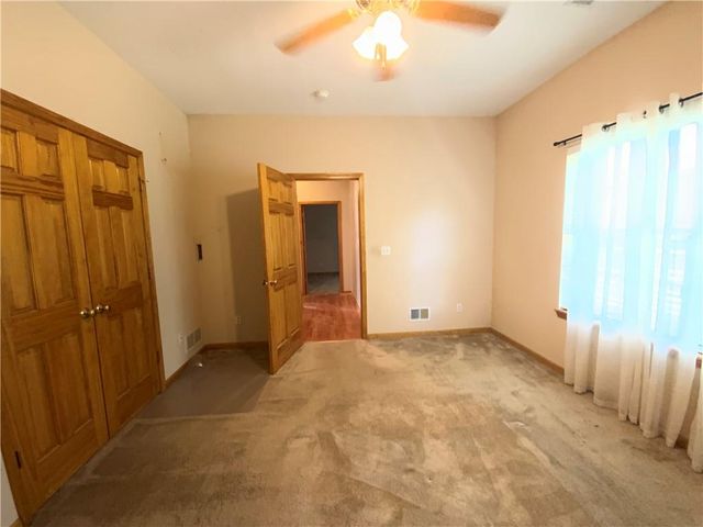 8320 Waverly Avenue, Kansas City, KS 66109
