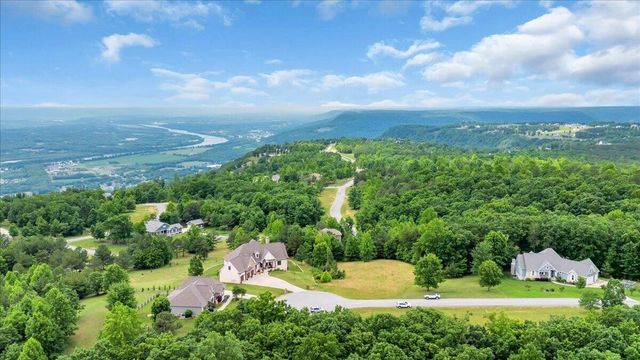 350 Prospectors Way, Jasper, TN 37347
