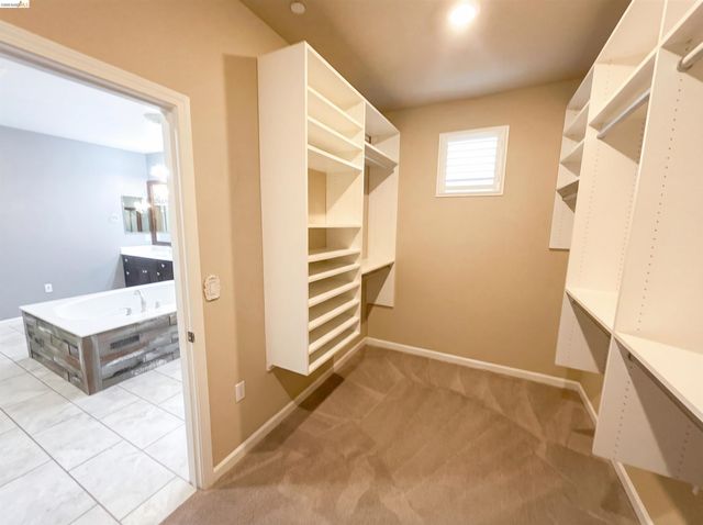 8581 Pinehollow Cir, Discovery Bay, CA 94505