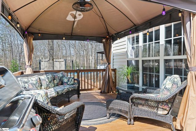 5 Chestnut Hill Place, Simpsonville, SC 29680