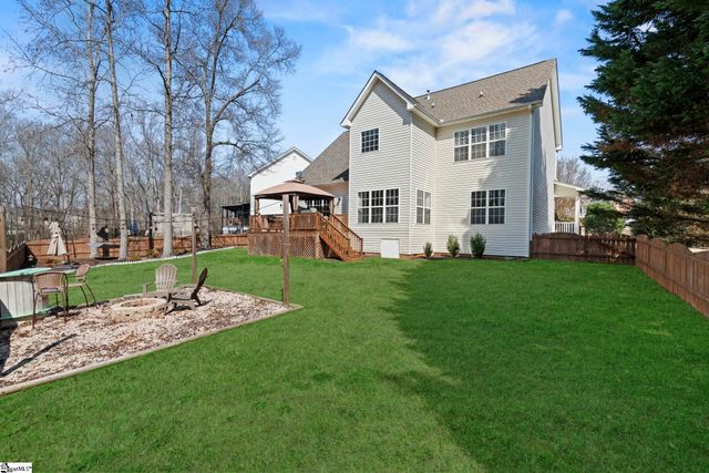 5 Chestnut Hill Place, Simpsonville, SC 29680