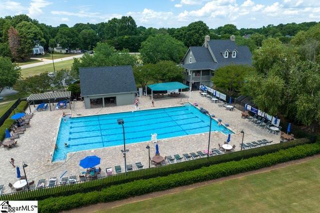 5 Chestnut Hill Place, Simpsonville, SC 29680