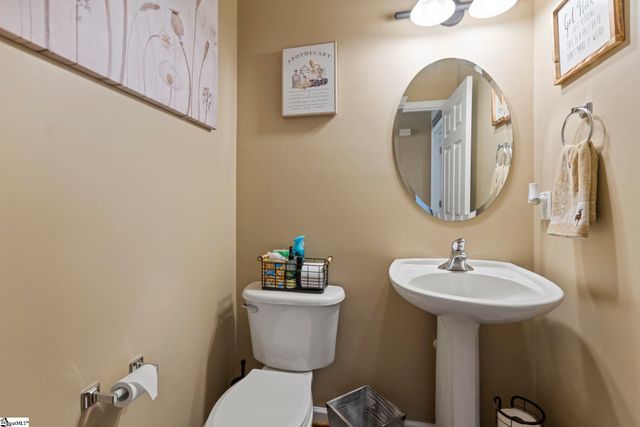 5 Chestnut Hill Place, Simpsonville, SC 29680