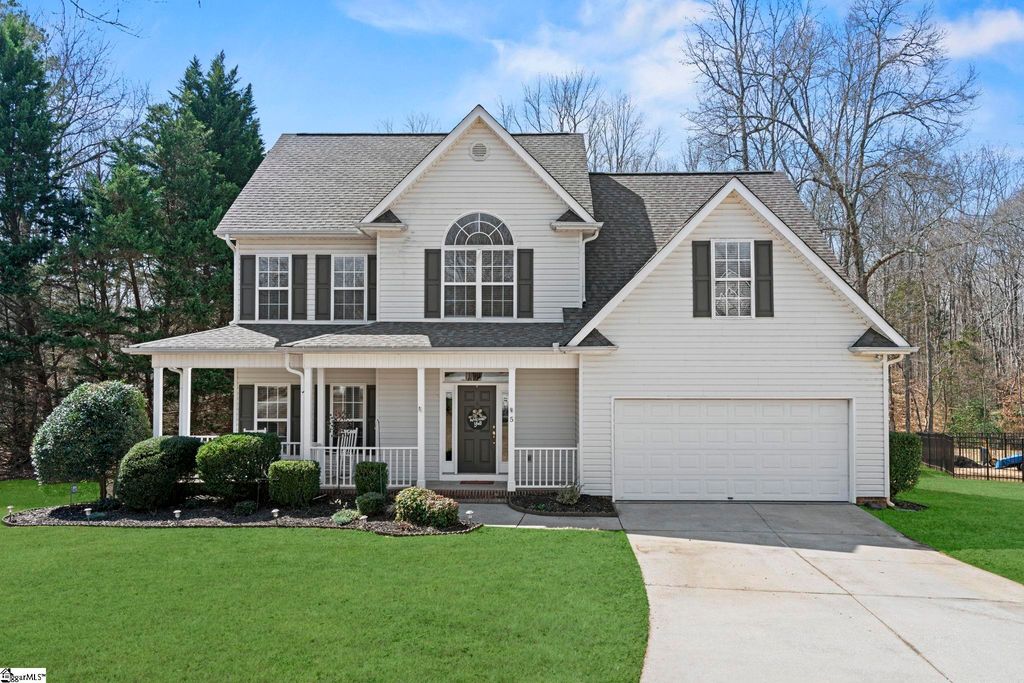 5 Chestnut Hill Place, Simpsonville, SC 29680