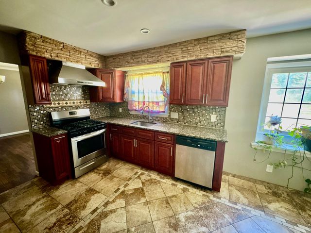 19 OAK DR, Bridgeton, NJ 08302