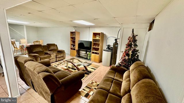 19 OAK DR, Bridgeton, NJ 08302