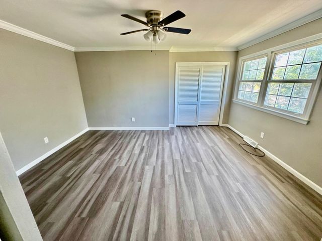 19 OAK DR, Bridgeton, NJ 08302