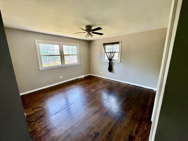 19 OAK DR, Bridgeton, NJ 08302