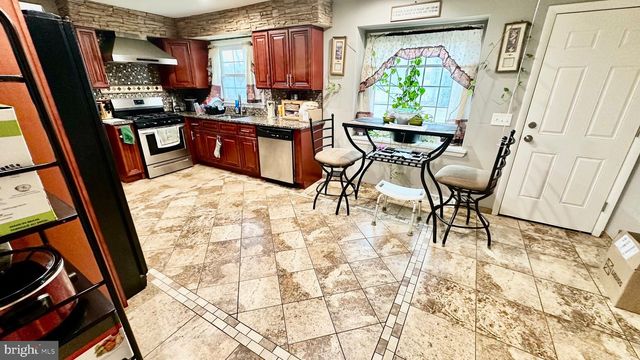 19 OAK DR, Bridgeton, NJ 08302