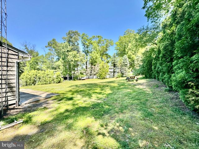 19 OAK DR, Bridgeton, NJ 08302