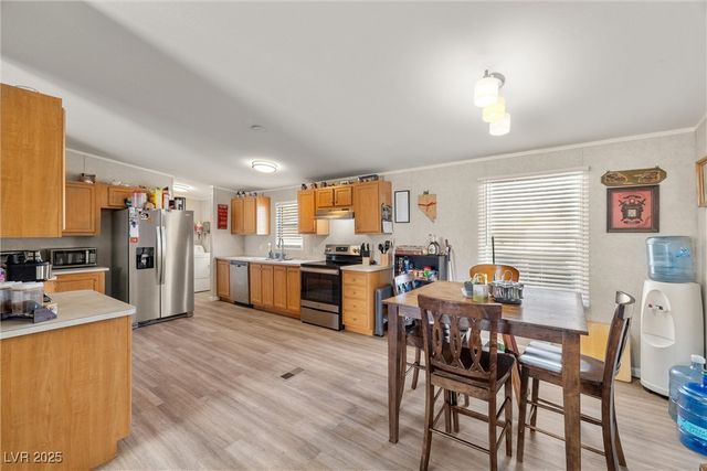 1980 West Irons Street, Pahrump, NV 89048