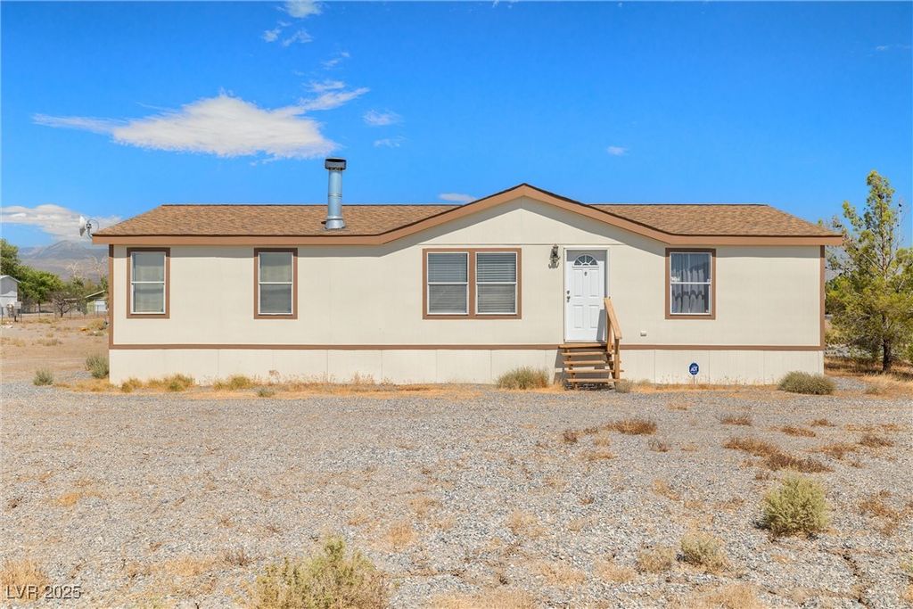1980 West Irons Street, Pahrump, NV 89048