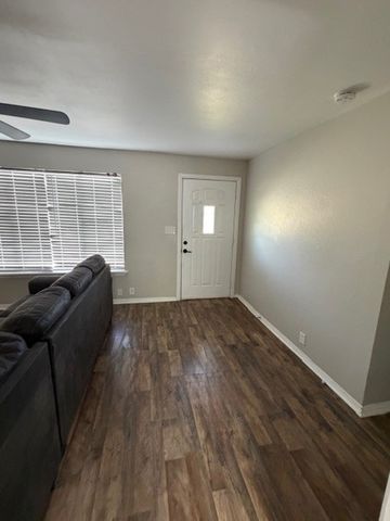 701 N Mirick Avenue, Denison, TX 75020