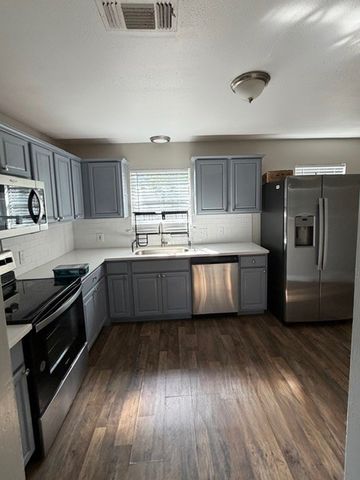 701 N Mirick Avenue, Denison, TX 75020