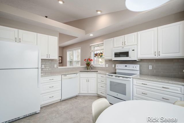 53 Aspen Lane NE 66, Grand Rapids, MI 49546