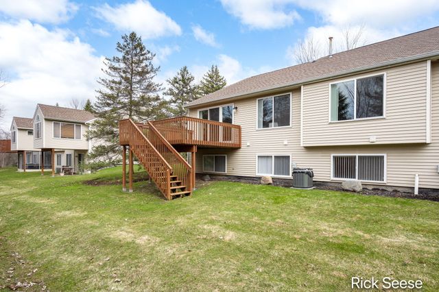 53 Aspen Lane NE 66, Grand Rapids, MI 49546