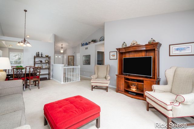 53 Aspen Lane NE 66, Grand Rapids, MI 49546