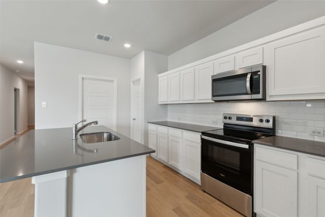 2475 Adenmore Lane, Forney, TX 75126