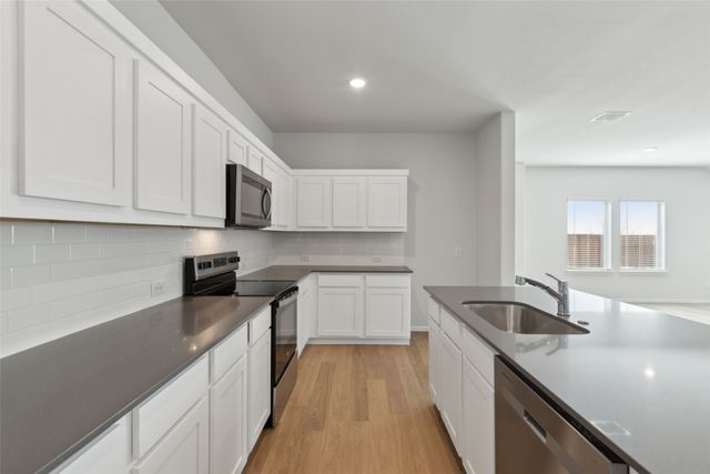 2475 Adenmore Lane, Forney, TX 75126