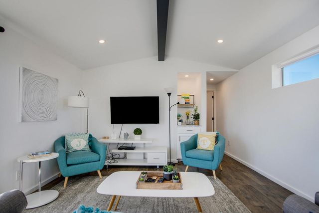 61186 Sespe Street, Landers, CA 92285