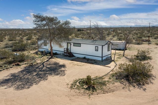61186 Sespe Street, Landers, CA 92285