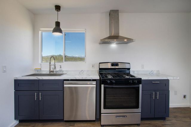 61186 Sespe Street, Landers, CA 92285
