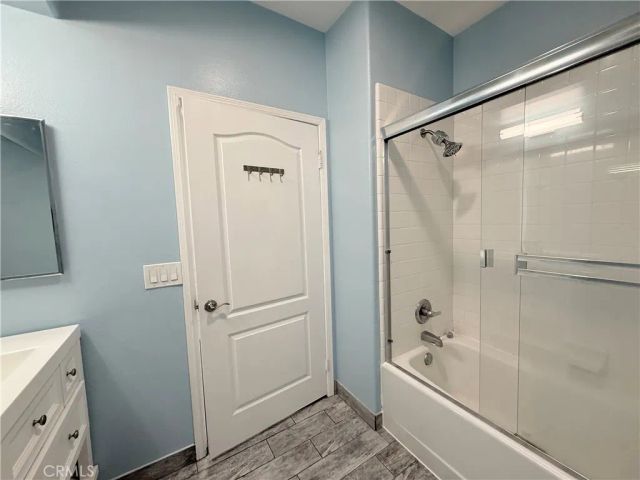 3401 S Bentley, Los Angeles, CA 90034