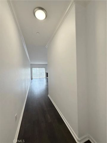 3401 S Bentley, Los Angeles, CA 90034