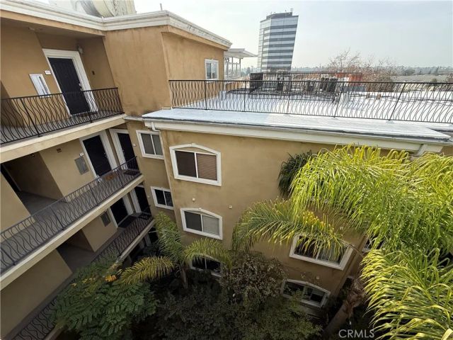 3401 S Bentley, Los Angeles, CA 90034