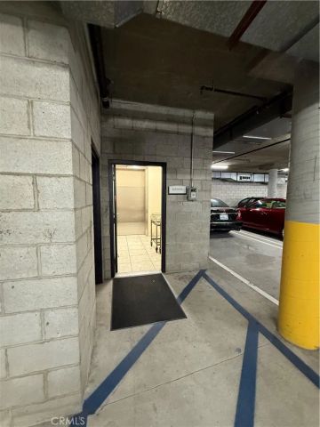 3401 S Bentley, Los Angeles, CA 90034