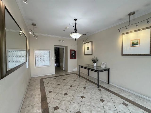 3401 S Bentley, Los Angeles, CA 90034