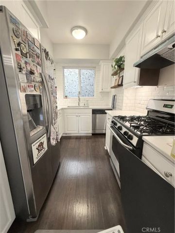 3401 S Bentley, Los Angeles, CA 90034
