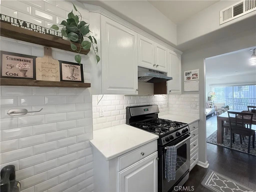 3401 S Bentley, Los Angeles, CA 90034