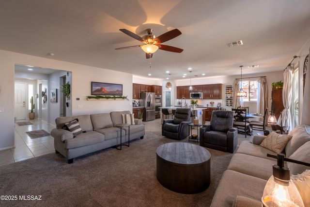 11090 W Copper Field Street, Marana, AZ 85658