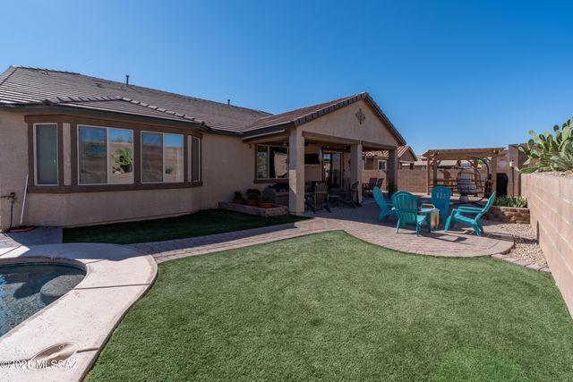 11090 W Copper Field Street, Marana, AZ 85658