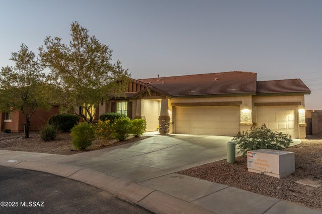 11090 W Copper Field Street, Marana, AZ 85658