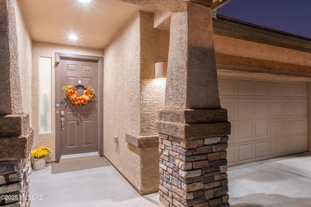 11090 W Copper Field Street, Marana, AZ 85658